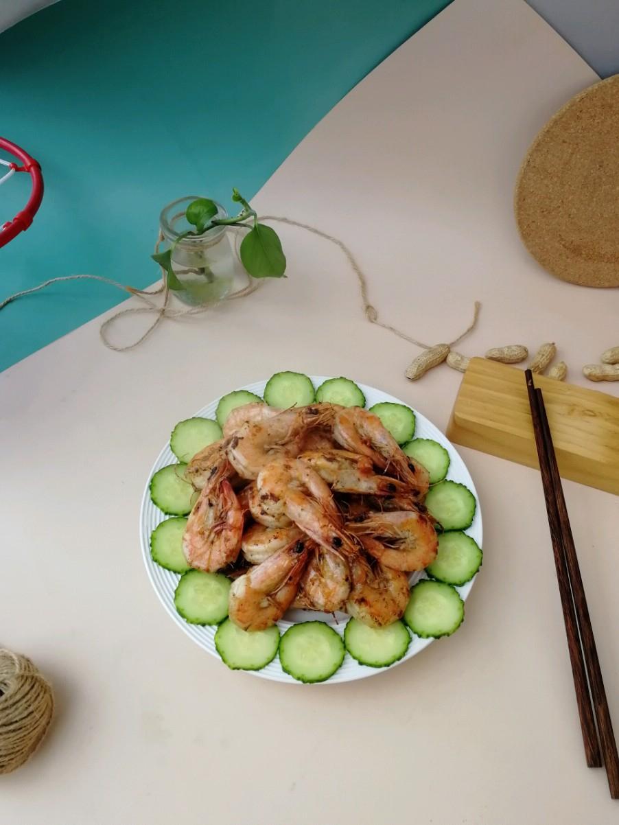 椒鹽油爆蝦的做法-咸鮮味炸菜譜