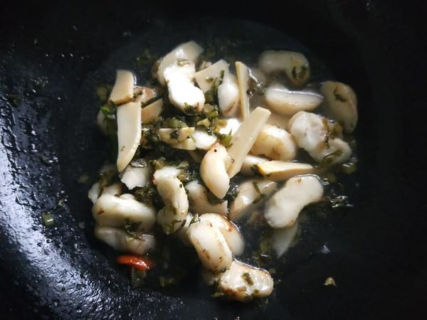 雪菜冬筍炒馬蹄的做法-咸鮮味炒菜譜-易網健康養生網 雪菜冬筍炒馬蹄的做法-咸鮮味炒菜譜