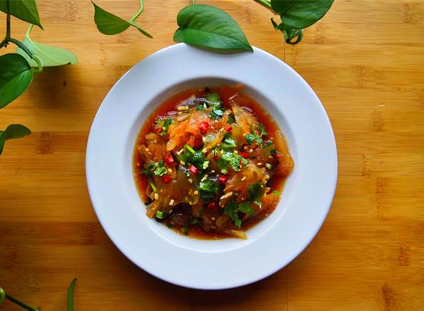 涼拌海蜇的做法-咸鮮味拌菜譜-易網(wǎng)健康養(yǎng)生網(wǎng) 涼拌海蜇的做法-咸鮮味拌菜譜