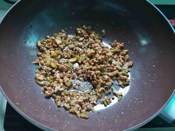 肉末榨菜蒸豆腐的做法-家常味蒸菜譜-易網(wǎng)健康養(yǎng)生網(wǎng) 肉末榨菜蒸豆腐的做法-家常味蒸菜譜