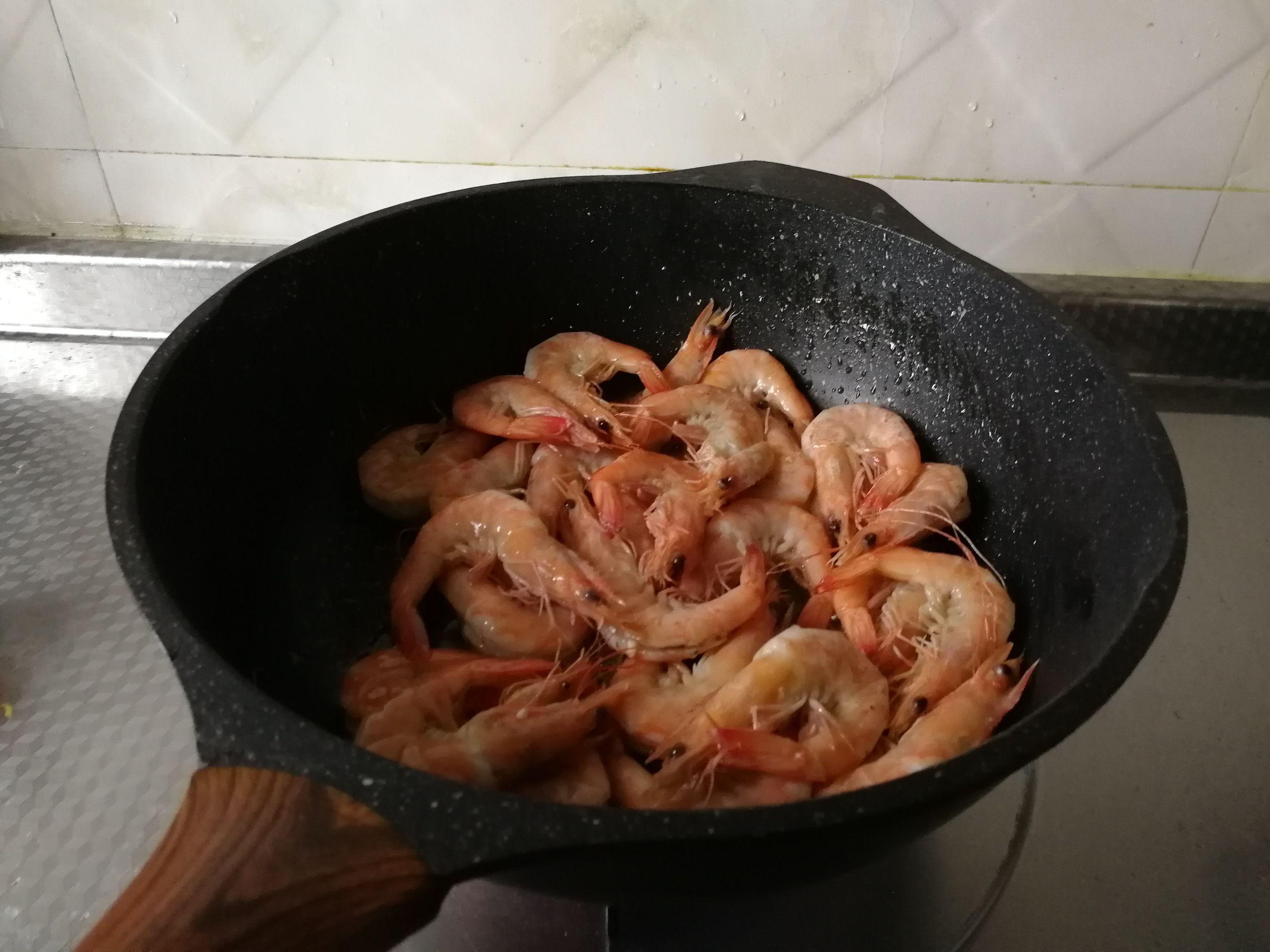 椒鹽油爆蝦的做法-咸鮮味炸菜譜