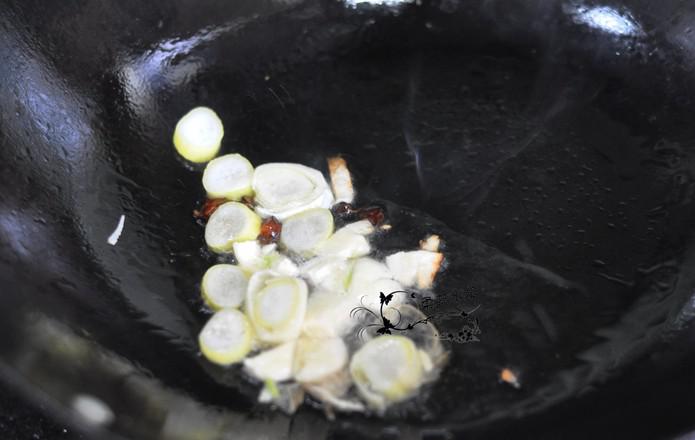 茄子炒肉的做法-家常味炒菜譜