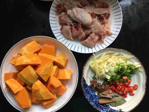 土豆仿蘑菇南瓜燜雞塊的做法-家常味煮菜譜