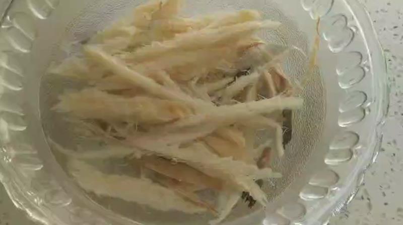 紅紅火火辣拌明太魚的做法-家常味拌菜譜-易網健康養生網 紅紅火火辣拌明太魚的做法-家常味拌菜譜