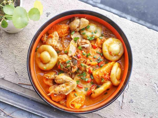 土豆仿蘑菇南瓜燜雞塊的做法-家常味煮菜譜