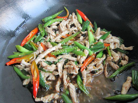 雙椒豆豉炒肉絲的做法-咸鮮味炒菜譜