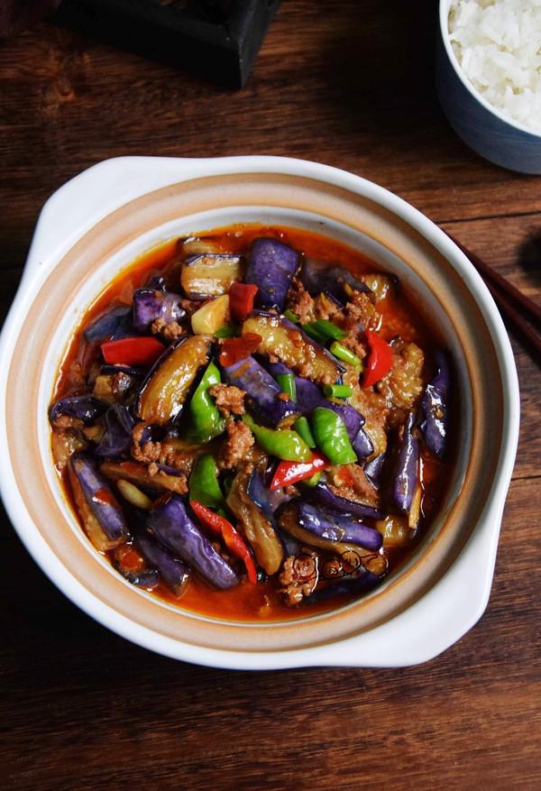 魚香茄子煲的做法-醬香味燒菜譜