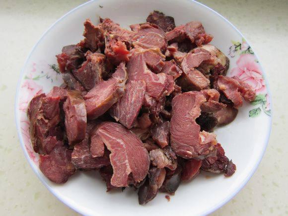 爆炒熏馬腸的做法-香辣味炒菜譜