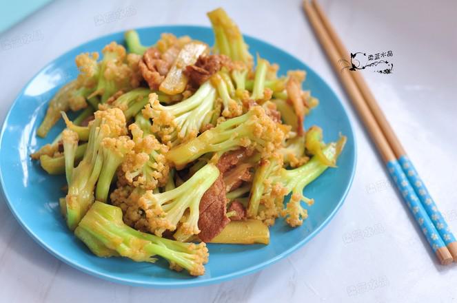 有機菜花炒肉的做法-家常味炒菜譜