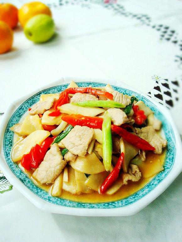 杏鮑菇炒肉片的做法-家常味炒菜譜