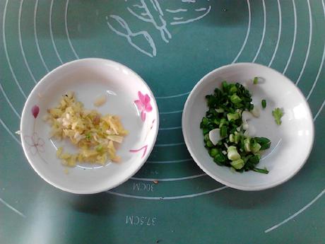 粉蒸牛肉的做法-咸鮮味蒸菜譜