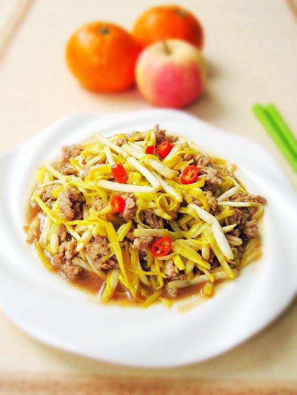 韭黃炒肉末的做法-家常味炒菜譜