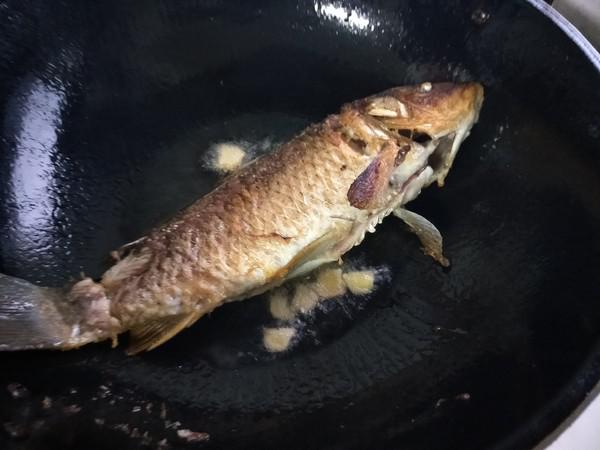 紅燒鯉魚的做法-咸鮮味燒菜譜