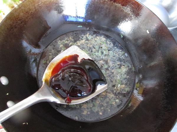 紅燒獅子頭的做法-咸鮮味燒菜譜