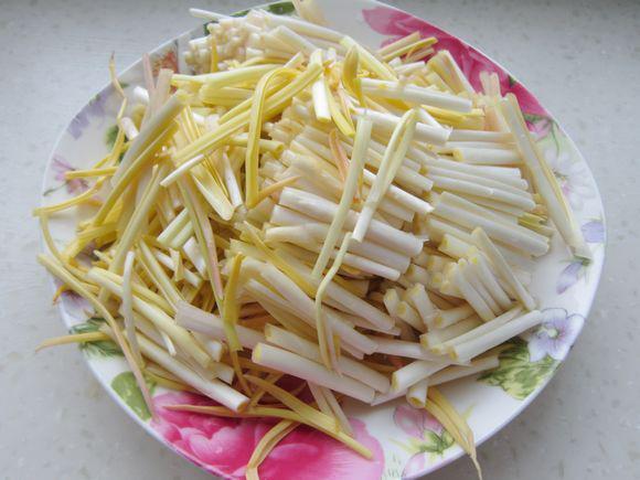 韭黃炒肉末的做法-家常味炒菜譜