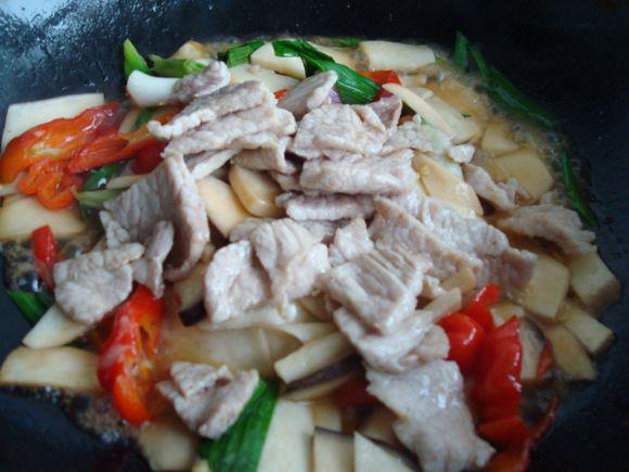 杏鮑菇炒肉片的做法-家常味炒菜譜