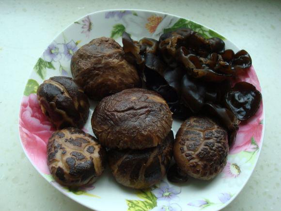 千張白菜亂燉的做法-家常味燉菜譜