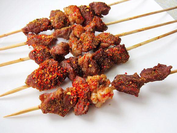 烤羊肉串的做法-香辣味烤菜譜