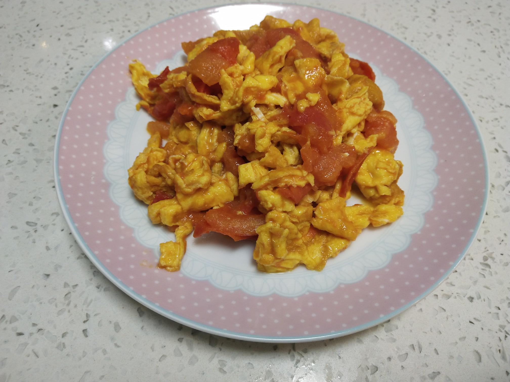 西紅柿炒雞蛋的做法-家常味炒菜譜
