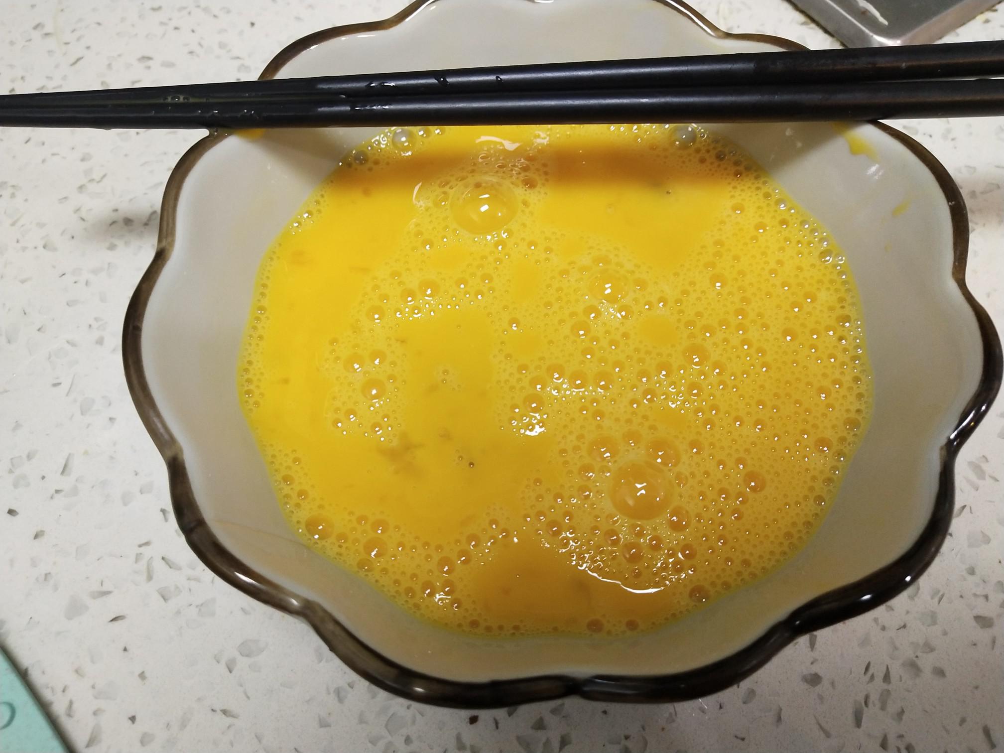 西紅柿炒雞蛋的做法-家常味炒菜譜