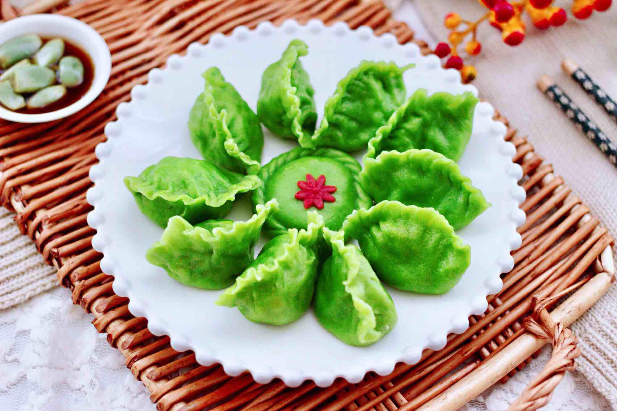 扇貝香干翠玉餃子的做法-咸鮮味煮菜譜