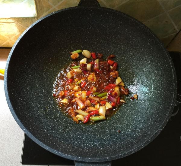 肥腸煮黑魚的做法-香辣味煮菜譜