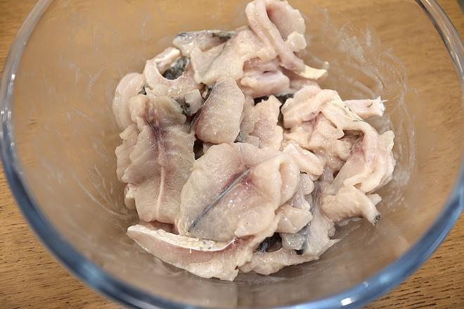 酸菜魚的做法-酸辣味煮菜譜