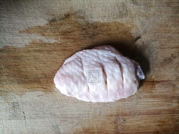 叉燒醬烤雞翅的做法-咸鮮味烘焙菜譜