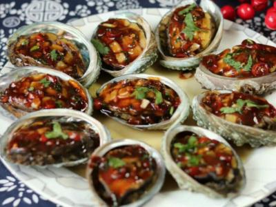 澆汁鮑魚的做法-咸鮮味蒸菜譜