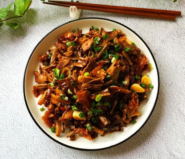 干豆角炒臘肉的做法-咸鮮味燉菜譜