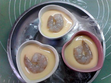 蝦仁蒸蛋羹的做法-咸鮮味蒸菜譜-易網(wǎng)健康養(yǎng)生網(wǎng) 蝦仁蒸蛋羹的做法-咸鮮味蒸菜譜