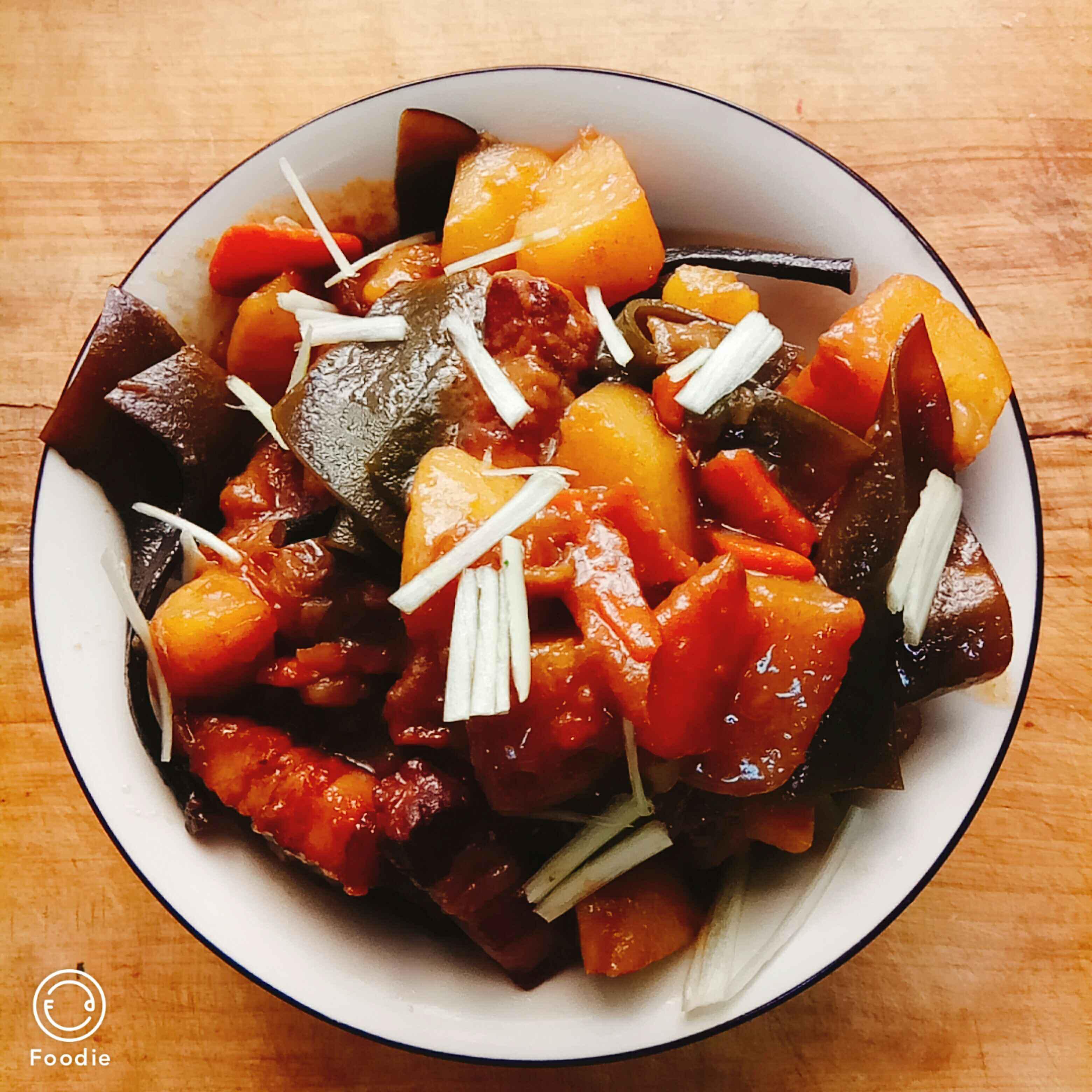 紅燒肉燉海帶的做法-家常味燉菜譜