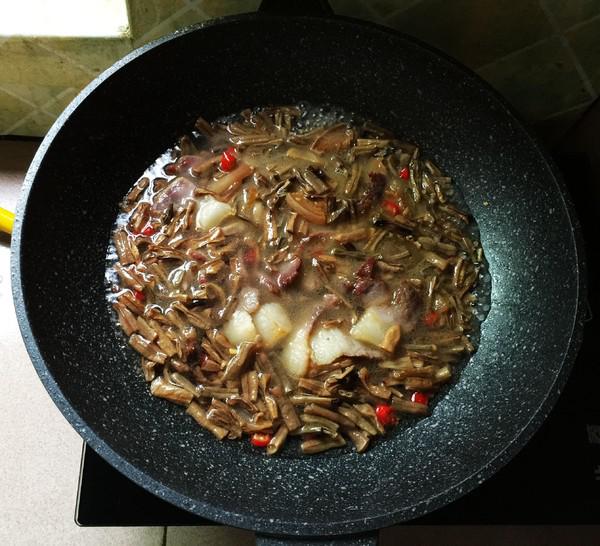 干豆角炒臘肉的做法-咸鮮味燉菜譜