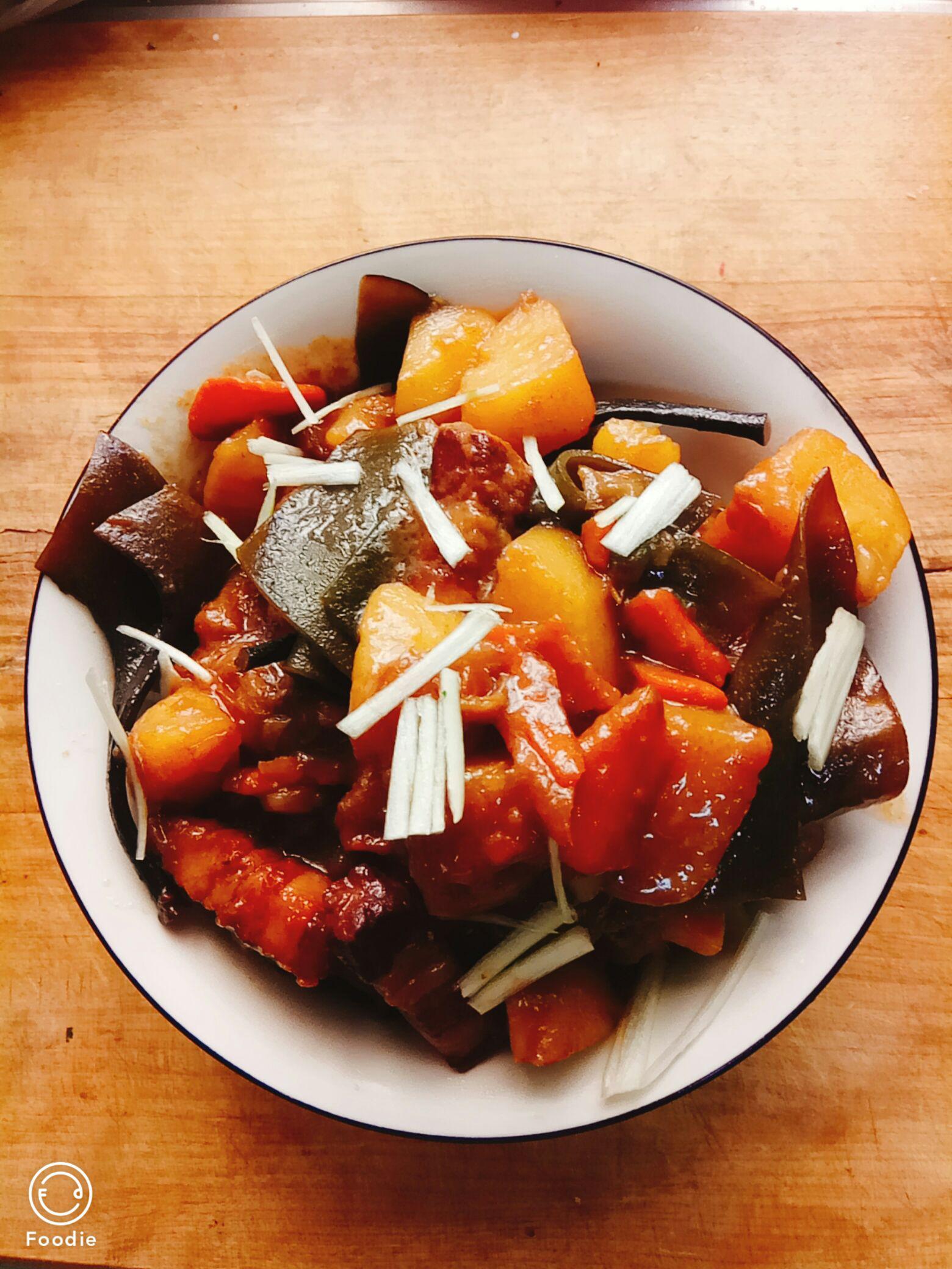 紅燒肉燉海帶的做法-家常味燉菜譜