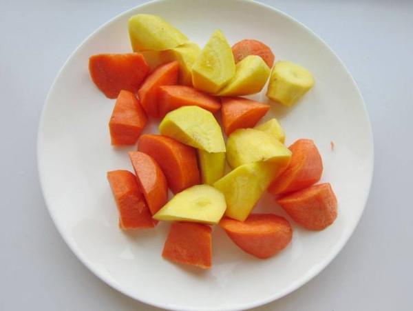 胡蘿卜燉羊腿的做法-家常味燉菜譜