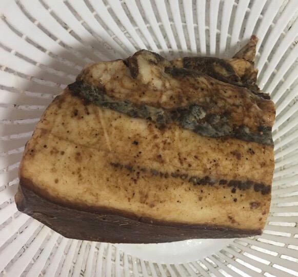 青豆炒臘肉的做法-家常味炒菜譜