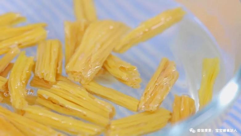 木耳腐竹小炒  寶寶輔食食譜的做法-家常味炒菜譜