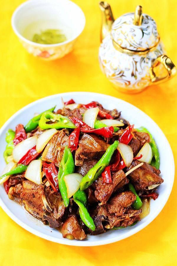 新疆大盤羊排的做法-家常味燒菜譜