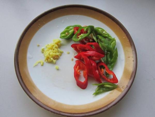 香菇炒肉皮的做法-家常味炒菜譜