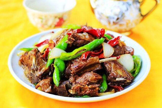 新疆大盤羊排的做法-家常味燒菜譜