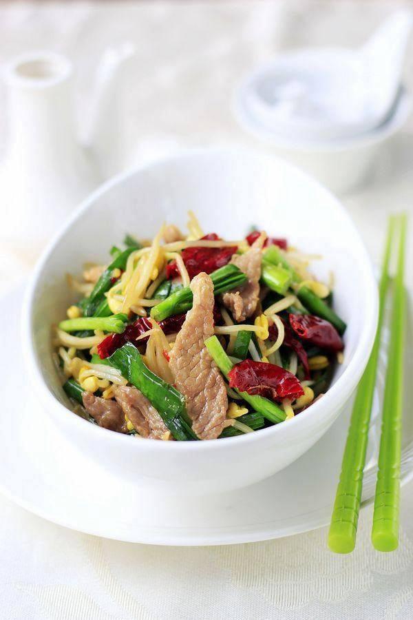 黃豆芽韭菜炒肉的做法-家常味炒菜譜