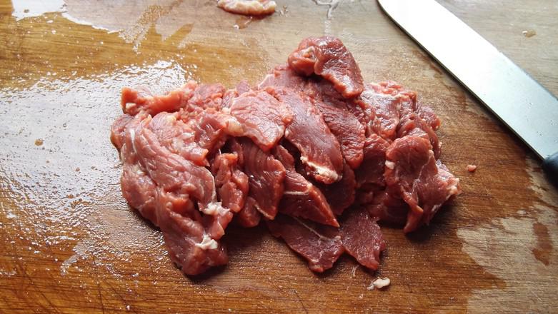 水煮牛肉的做法-咸鮮味煮菜譜