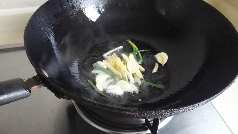 水煮牛肉的做法-咸鮮味煮菜譜