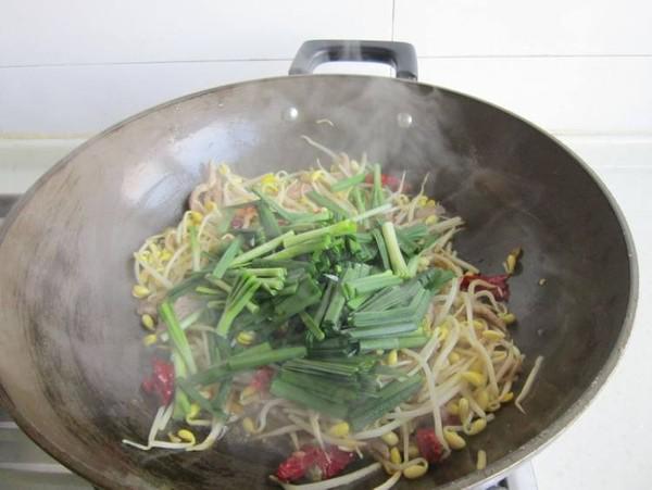 黃豆芽韭菜炒肉的做法-家常味炒菜譜