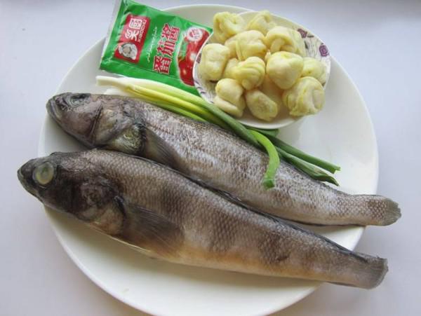 五道黑燜花卷的做法-家常味燜菜譜