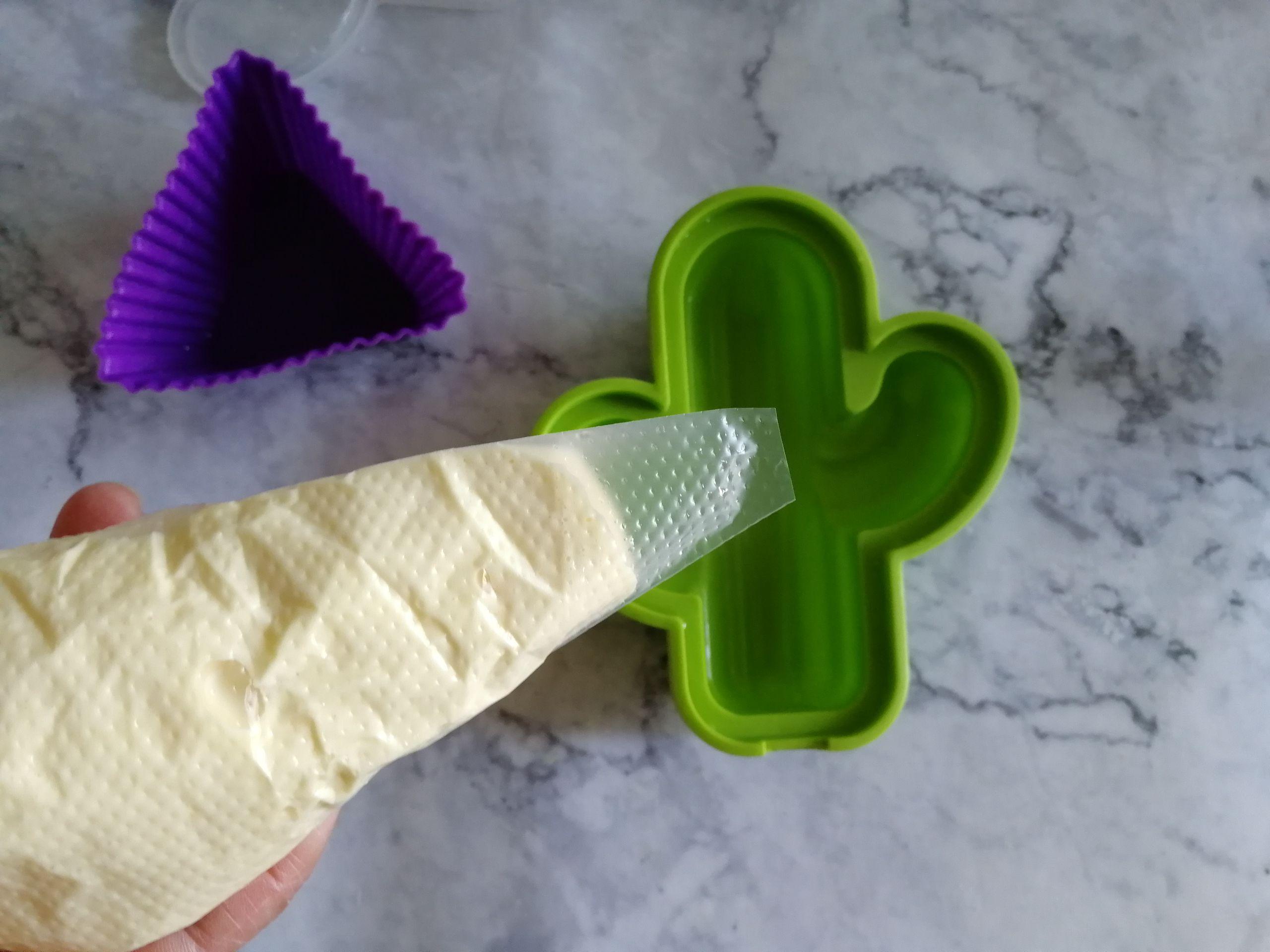 藍(lán)莓醬蒸糕的做法-酸甜味蒸菜譜