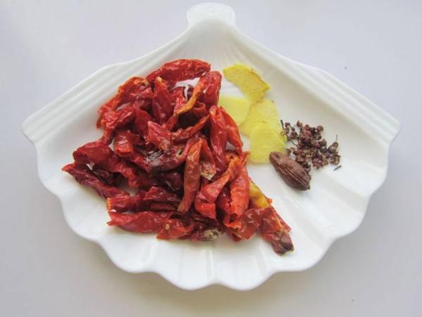 新疆大盤羊排的做法-家常味燒菜譜