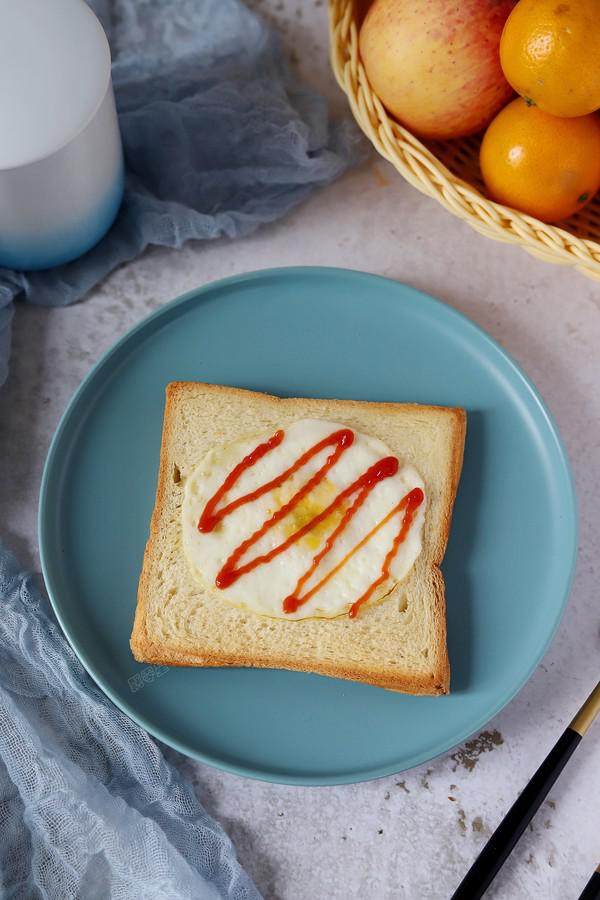 荷包蛋吐司的做法-家常味炸菜譜