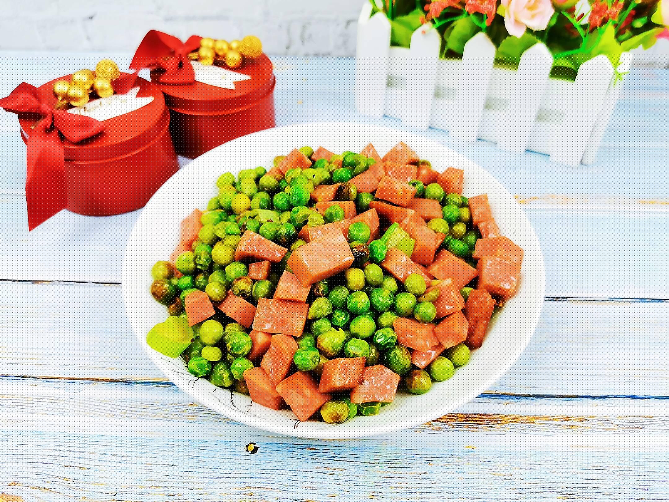 青豆炒火腿的做法-咸鮮味炒菜譜-易網健康養生網 青豆炒火腿的做法-咸鮮味炒菜譜