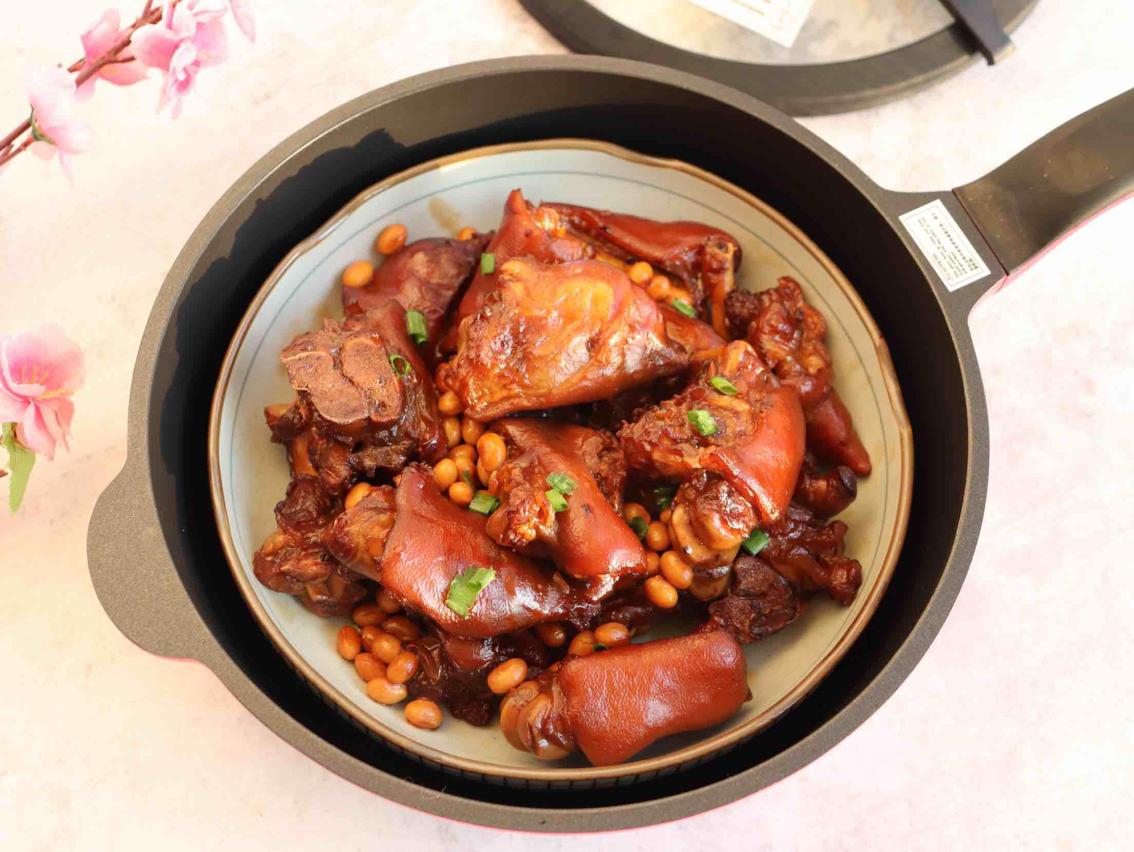 簡單易學的美味紅燒豬蹄的做法-家常味燒菜譜